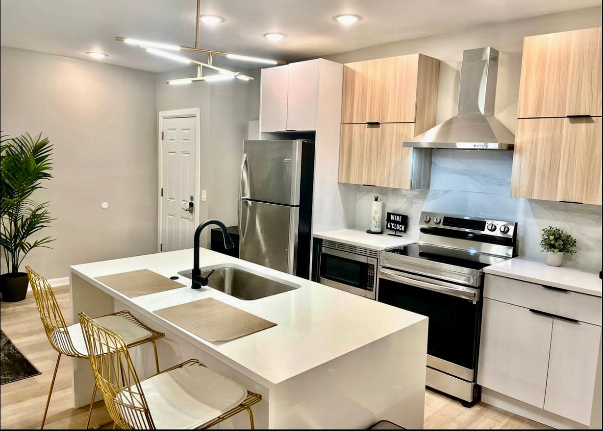 Chelsea Beach Block Condo